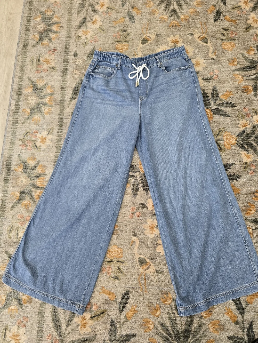 Wide Leg Light Blue Drawstring Jeans - Picture 5 of 11